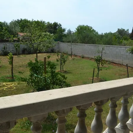 Apartman Nino Stinjan